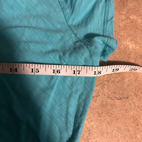 Patagonia shirt - aqua v-neck short sleeve cotton blend tee - Picture 7 of 8